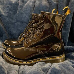Dr. Martens 1460 Classic Lace-Up Boots | Brand New | Size 7